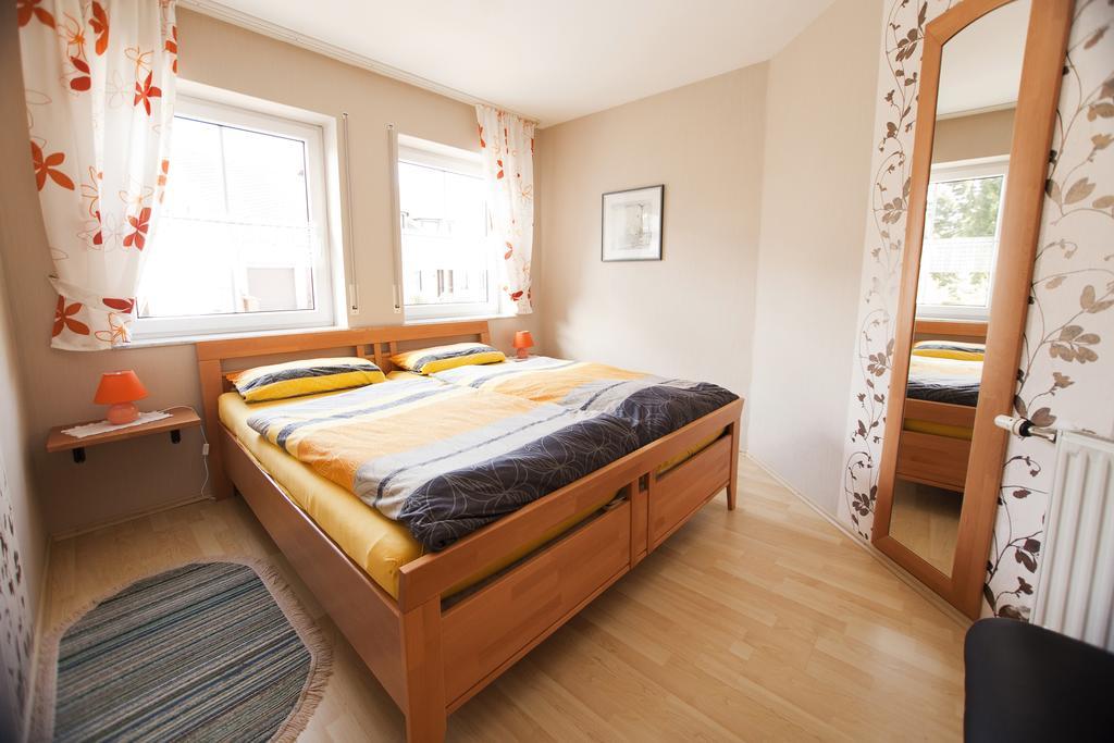Haus Simon Apartamento Blankenrath Habitación foto
